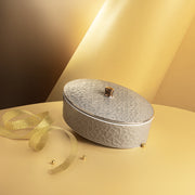 مضيفة بغطاء وسط تاج 2118 سكني