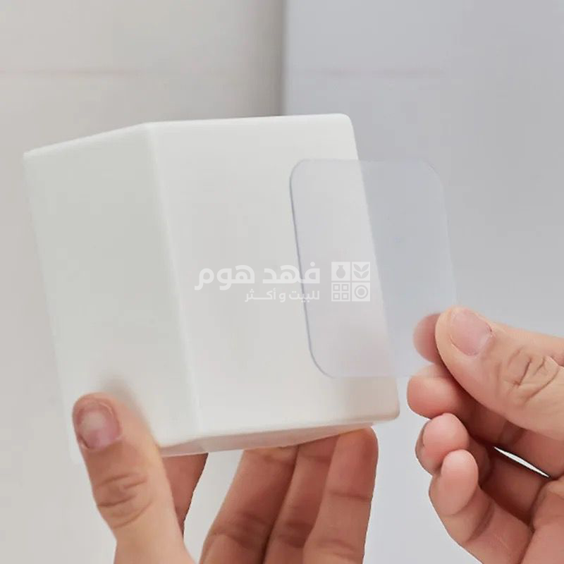 علبة نكاشات ابيض