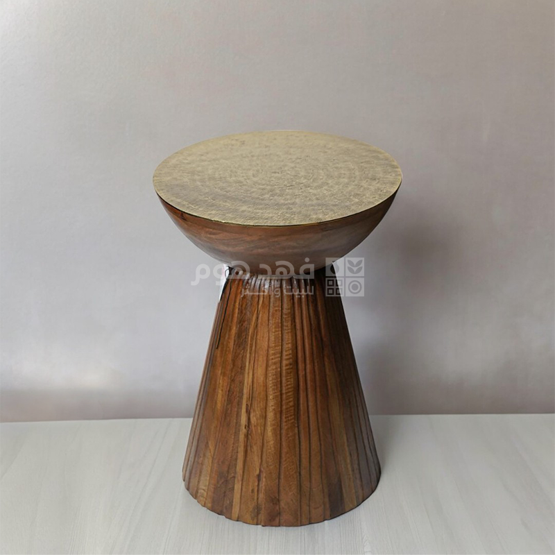 طاولة خشب وجه معدن هندي