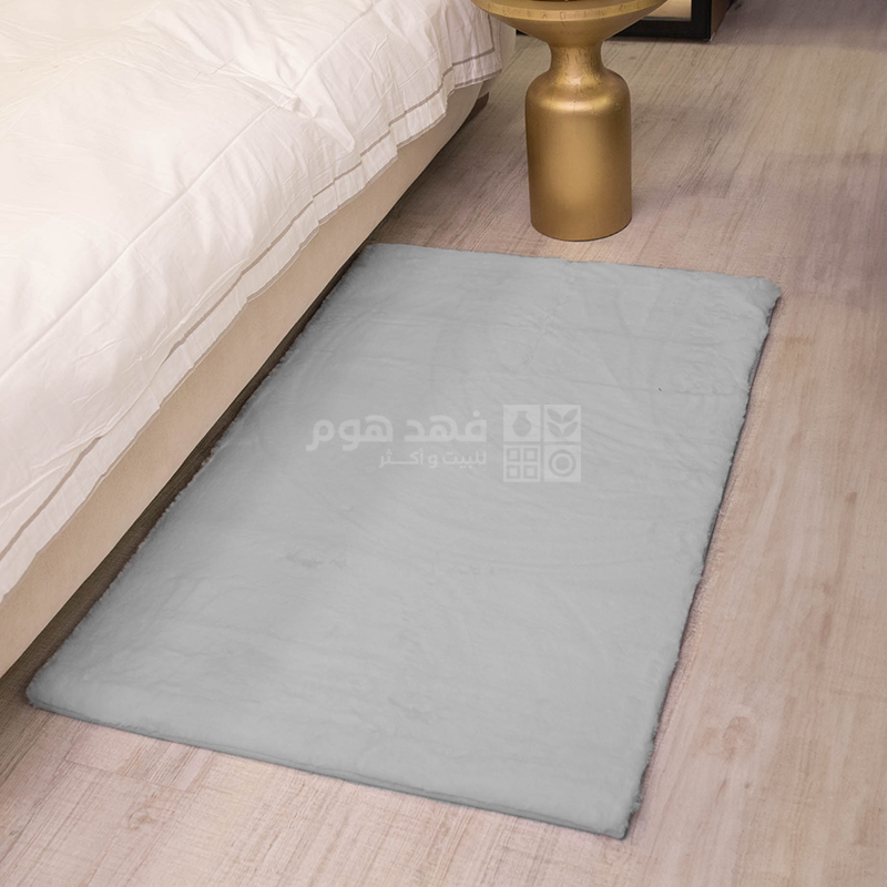 دعسة فرو VIA قاعدة جلدية 60*90 سم