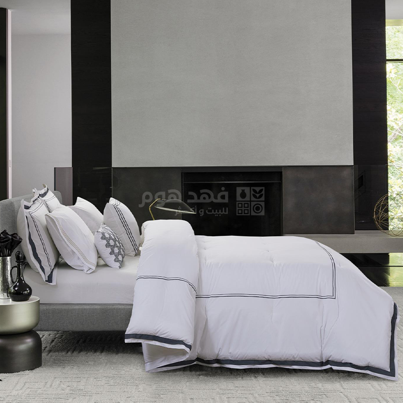 طقم غطاء تخت قطن 8 قطع HOTEL CHARM NAVY KING 260*240