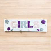 علّاقة ملابس خشب GIRLS