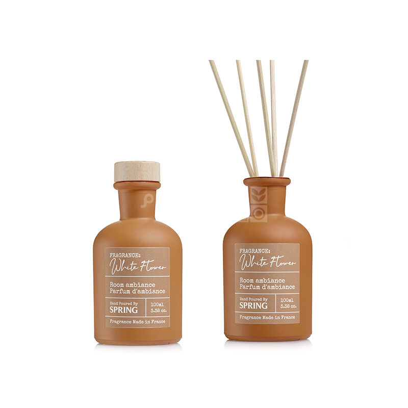 معطر عيدان 100مل WHITE FLOWER