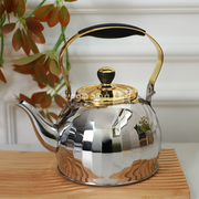 ابريق شاي 2 لتر ستانلس مصدف ذهبي مع فضي vicalina