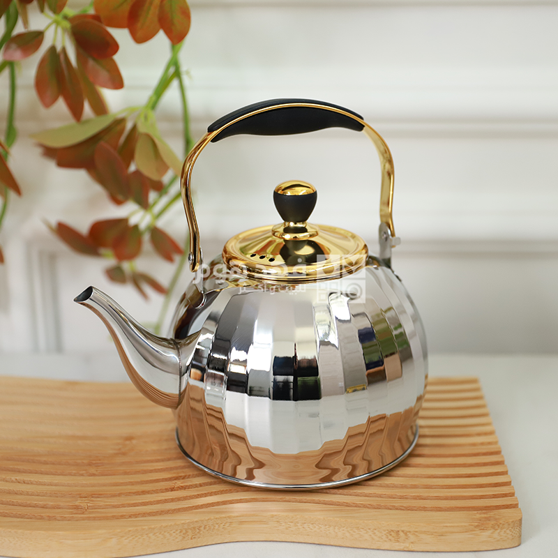 ابريق شاي 1.5 لتر ستانلس مصدف ذهبي مع فضي vicalina