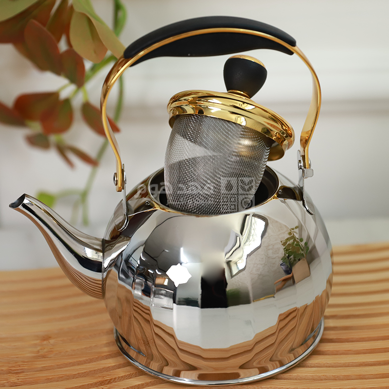 ابريق شاي 1 لتر ستانلس مصدف ذهبي مع فضي vicalina