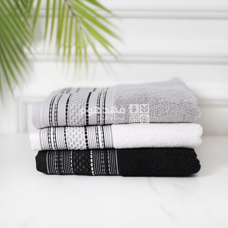 بشكير قطن 100% 50*90 سم LUXURY LINEAR