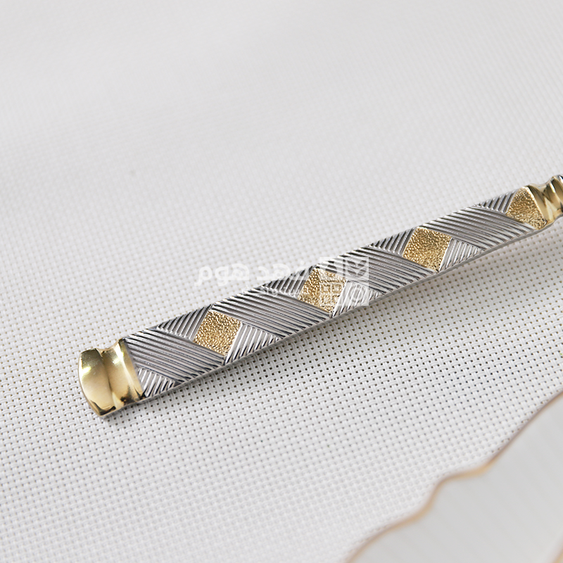 طقم شوك/6 كبير فضي منقش ذهبي معينات D2/26