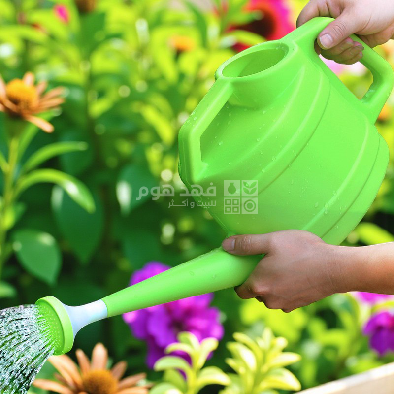ابريق ماء للزراعة