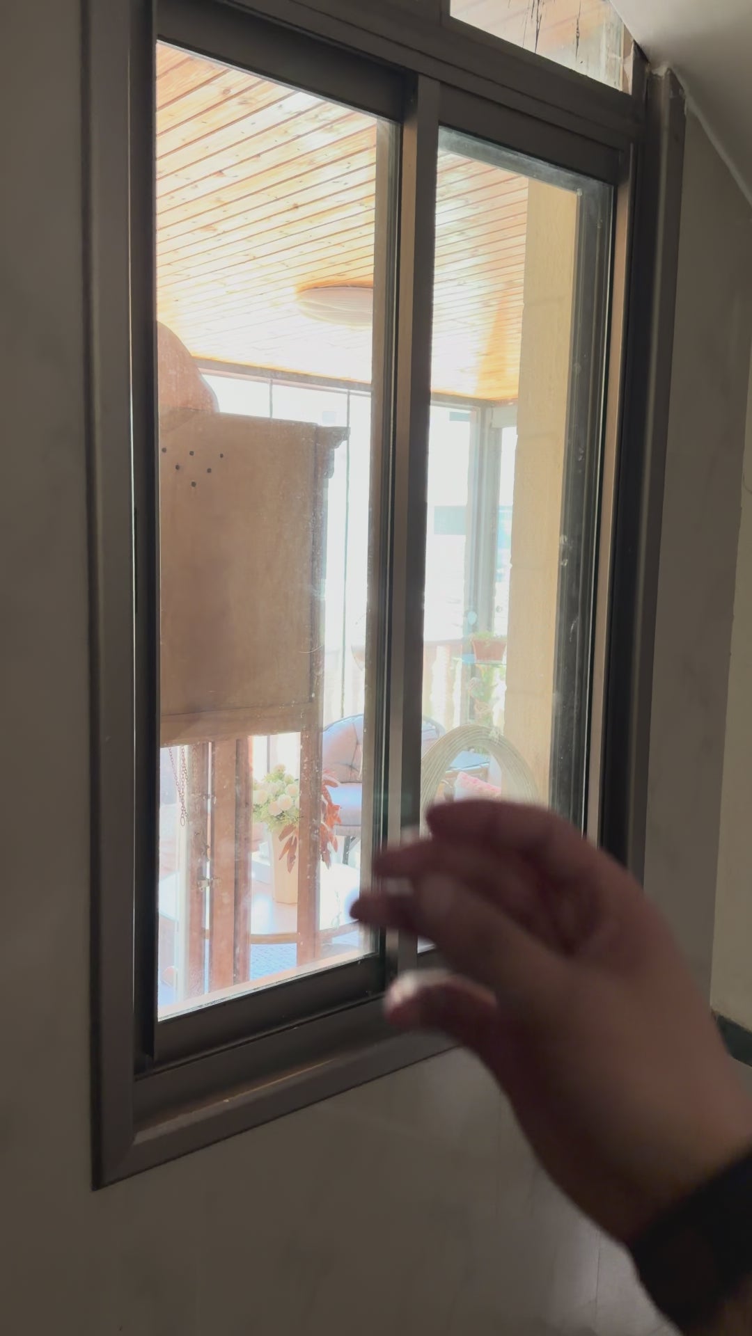 تحميل الفيديو: رول لاصق تظليل الزجاج 45*200سم